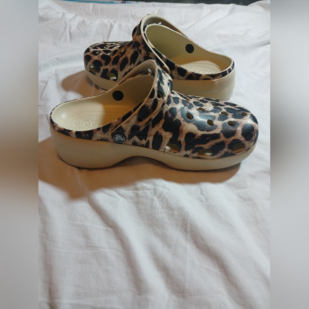 CROCS Classic Platform Women Sz. 10W Animal Remix Clog 207844-2Y4 - Picture 6 of 11